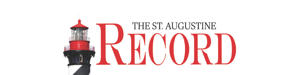 z. St. Augustine Record (Medios)