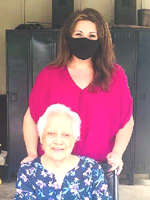 Grandma and Renae 