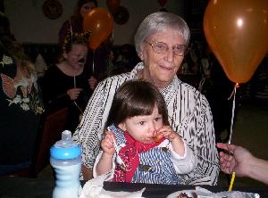 Mi abuela falleció Alzheimer's Hace 5 años. Caminaré por ella el 21 de octubre de 2023.