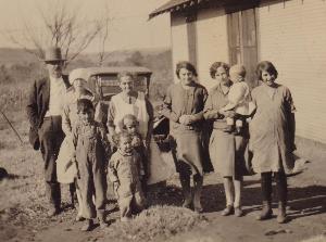 Grimes Family in Kingfisher, OK - 1926