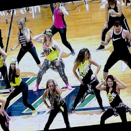 ¡Baila Utah Púrpura! Las clases de baile y fitness de Utah se unen para el Alzheimer's Association